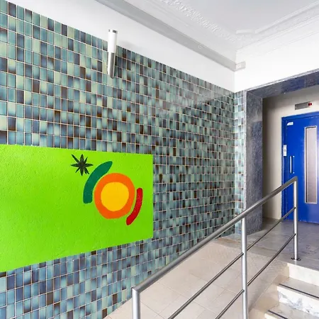 Altido Sunny 2br Apt With Balcony In Costa Da Caparica, 20km From Lisbon Almada