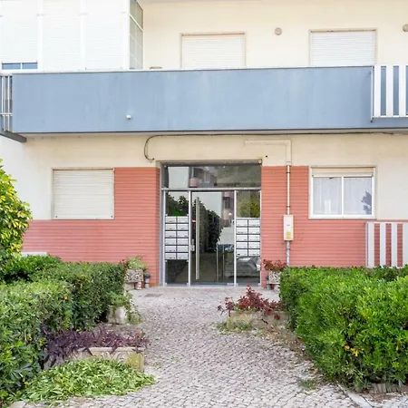 Altido Sunny 2br Apt With Balcony In Costa Da Caparica, 20km From Lisbon Apartment *