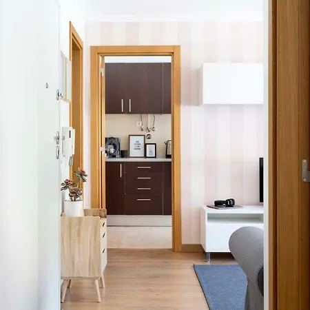 Altido Sunny 2br Apt With Balcony In Costa Da Caparica, 20km From Lisbon Apartment Almada