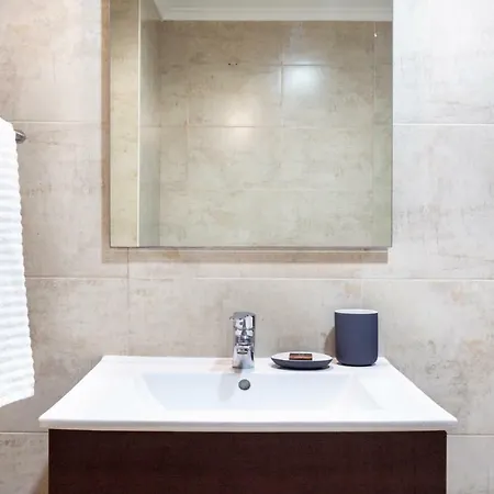 Apartment Altido Sunny 2br Apt With Balcony In Costa Da Caparica, 20km From Lisbon